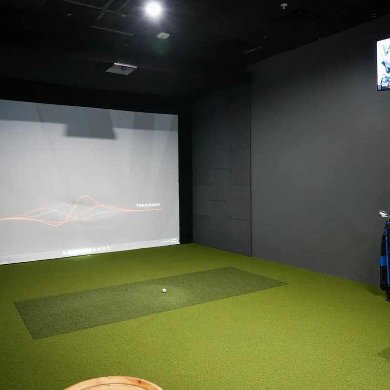 Inside Golf Pub Social 1