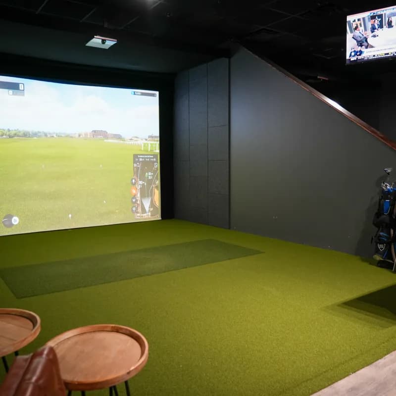 Inside Golf Pub Social 2